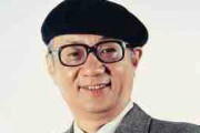 手塚治虫「漫画描きます。アニメ監督です。医師免許持ってます」