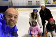 ◆画像◆イニエスタさんが一家でアイススケートリンクに行った結果ｗ