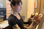 【飲食】「タトゥーで料理不潔」「海なし県なのに海鮮やるな」25歳女将が語る誹謗中傷への本音「じゃあ日本でフランス料理食べられませんね」