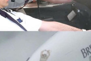ライアンエアー機　飛行機の窓が突然外れ、男性が機外に吸い出されそうになる  [7/11]