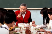 【悲報】イチロー、小学生から「強い身体を作る食べ物は何か」と聞かれるも「カレー」しか答えられない