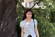 ちぃちゃん、意地でもへそを出す