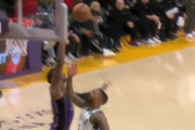 【NBA】八村の最後のデイムへのDFはブロックショットではなかったみたいだな