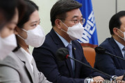 たぶん逃げ切れない。事後法適用でEND ～　【韓国】　与党が検察捜査権廃止法案を強行採決へ　文在寅政権末期に大混乱