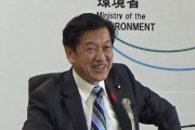 【悲報】山口環境相、レジ袋有料化の見直しには慎重「行政の継続を大事にしているので^^;」