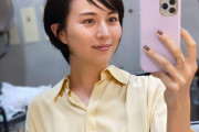 【画像】女優の比嘉愛未さん、最新のiPhoneを見せびらかしてしまう
