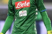 【画像】ナポリをコッパ・イタリア優勝に導いたGKのルックス
