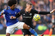 レスターとチェルシーの上位対決はドロー…DFリュディガーが殊勲の2得点