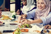 イスラム教徒「ハラール給食の何がダメなの？豚肉入ってない給食でも日本人誰も困らないでしょ」