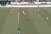 【GIF】J2で凄まじいドリブル突破をする選手が発見されるｗｗｗｗｗｗｗ
