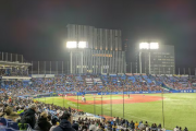 〈外野席でも1万円超〉高額化が止まらないプロ野球チケット…「ダイナミックプライシング」の功罪