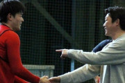 カープ新井監督「(ドラ5赤塚は)丸に似てるなあ」「常広はさすが」新人合同自主トレを視察