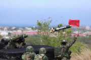 台湾海兵隊、ウクライナが使用した米国産対戦車ミサイル「ジャベリン」を訓練で使用！