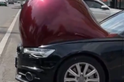 【動画】中国で突然車のボンネットが破裂しそうなくらい膨らむ現象が起こるｗｗｗ