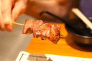 焼き鳥は「塩で頼むのが通」の風潮はなぜ生まれた？　呑兵衛も「タレで何が悪い！」と大反論