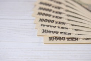 手取り12万円の30代独身女性「年収が低いと女性も結婚相手にならないと思うと絶望」