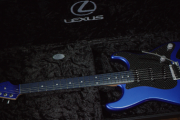 LEXUSのギター発売