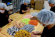 日本の文房具工場を紹介｜消しゴム・鉛筆・芯・輪ゴム・修正テープの製造工程