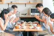 育ちの悪さって飯の食い方に全部出るよな