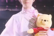 羽生結弦、日本人特有の照れを払拭する表現力。普段は恥ずかしがりながらもピンクの衣装を大胆に着こなし、色の無限の可能性と優雅な花々を体現。常に新しい表情を見せる唯一無二の存在。