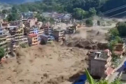 【悲報】ネパールの土石流、東日本大震災の津波が鼻で笑われるレベルだった・・・・