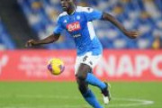 【移籍報道】ナポリ、クリバリの売却を承諾も…マンUに移籍金約180億円を要求か