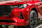 マツダ「新型高級SUV」が9月中旬発売！ 新型「CX-60」  [9/6]