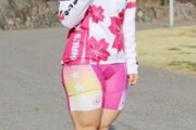 【朗報】とんでもない下半身の女子競輪選手が発見される
