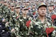 【悲報】中国、規模が違いすぎる　今秋だけで中国人民解放軍入隊希望は1,000万人超　泳いで日本侵攻かｗｗｗ