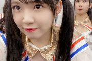 【SKE48】岡本彩夏を見る田辺美月の表情が意味深・・・。