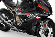 ホンダのバイクを買おうとしてたのに気づいたらBMWのバイク買っててワロタｗｗｗｗｗｗｗ