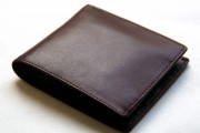 【画像】ちょっといい革財布、使ってから3年経った姿がこちらｗｗｗｗｗｗｗ