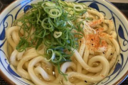 丸亀製麺の店長さん、出勤して8分後に4時間も休憩