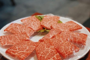 1人焼肉してる人見たらニキらはバカにする？