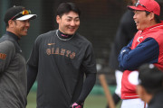カープ新井監督「初回バントしません」巨人阿部監督「5番にバントできる打者を置く」