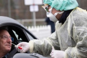 【新型肺炎】医療大国ドイツ、検査希望者が急増して「ドライブスルー検査」スタートｗｗｗｗｗ