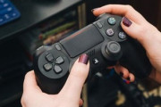 彼女にFPS系、グラセフみたいなグロ＆男絡みのゲームをやめてもらって女性らしいあつ森とかをやってほしい