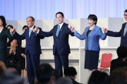 【画像】菅義偉首相、感慨深げな涙❓❓?