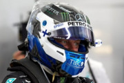 メルセデス代表のトト・ウォルフ、F1サクヒールGPのボッタスに不満がありそうだ
