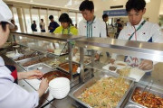 どんだけ嫌がらせを続けるつもり？　〜　【東京五輪】韓国選手団「福島県産の食材を懸念。近くのホテルを借りて弁当を用意する」　豪州選手団「選手村の食事、心配なし」