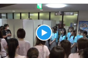 【悲報】日向坂メンバーさん、演出家にライブのダメ出しをされ気が狂ってしまう