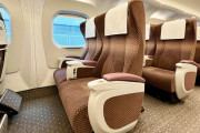 海外「最高な車内！」新大阪から東京へ、新型N700S「こだま」でゆったり旅