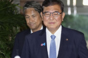 もうアウト確定　～　自民党総裁選前倒し賛成120人超、未定4割で反対50人弱　共同通信調査政治