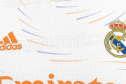 【悲報画像】来季のレアルマドリーのユニが酷いｗｗｗｗｗｗｗｗ