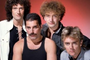 来年Queenのコンサートがあるんだがフレディ・マーキュリーがいないから悩む?