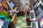 【画像】自宅をゲーセンに改造した奴の部屋ｗｗｗ ｗｗｗ ｗｗｗ