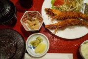 近所の飲食店の特大エビフライ定食（1760円）を注文した結果ｗｗｗｗｗｗｗｗｗｗｗｗｗｗｗｗｗｗ
