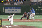 DeNA牧、代打スリーランホームラン！！！！