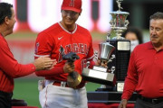 【朗報】大谷翔平、選手間投票による球団MVPと最優秀投手賞をW受賞