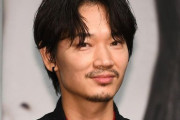 綾野剛、スポンサー離れにキャスティング難航…暴露連発で主演ドラマにトラブル続出